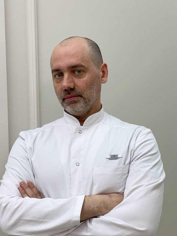 Когут Дмитрий Сергеевич — врач-косметолог, тренер по работе с полимолочной кислотой